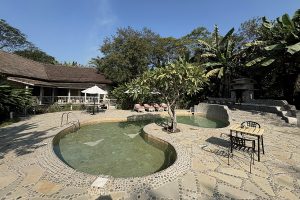 barahi-chitwan-safari-lodge-suite-family-decor